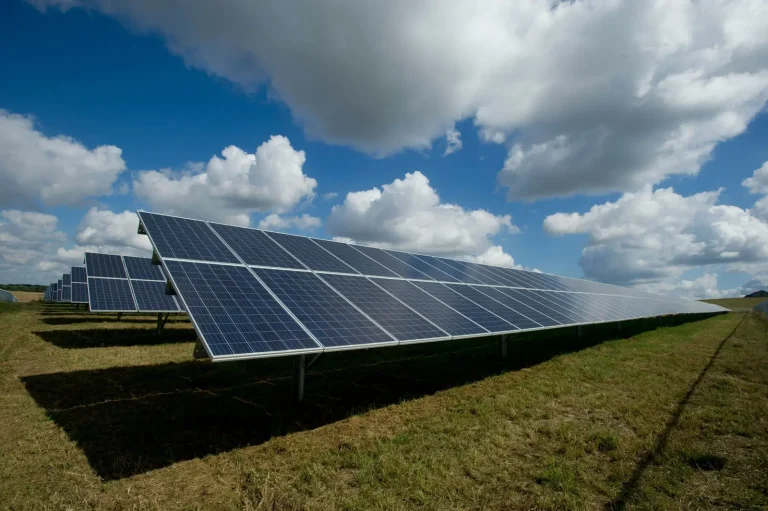 Panneaux solaires photovoltaïques